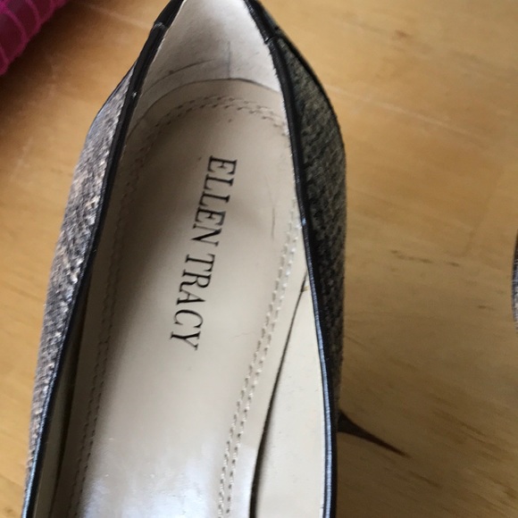 High heel shoes - Picture 3 of 7